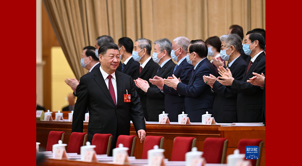 3月5日，第十四屆全國人民代表大會第一次會議在北京人民大會堂開幕。習(xí)近平步入會場。