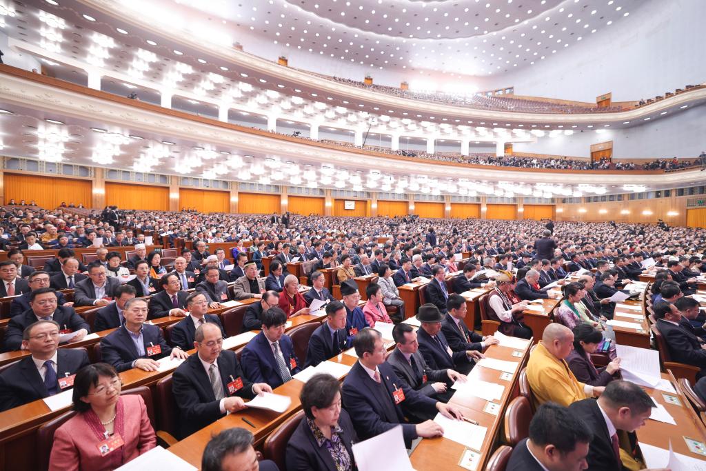 3月10日，中國人民政治協(xié)商會議第十四屆全國委員會第二次會議在北京人民大會堂舉行閉幕會。新華社記者 邢廣利 攝